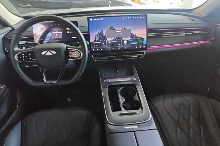 Used Chery Fengyun A8L 2025 1.5 TGDI 145 km Luxury Version
