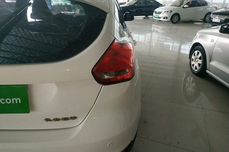 Used Ford Focus 2015 Hatchback 1.6L Automatic Fashion Edition