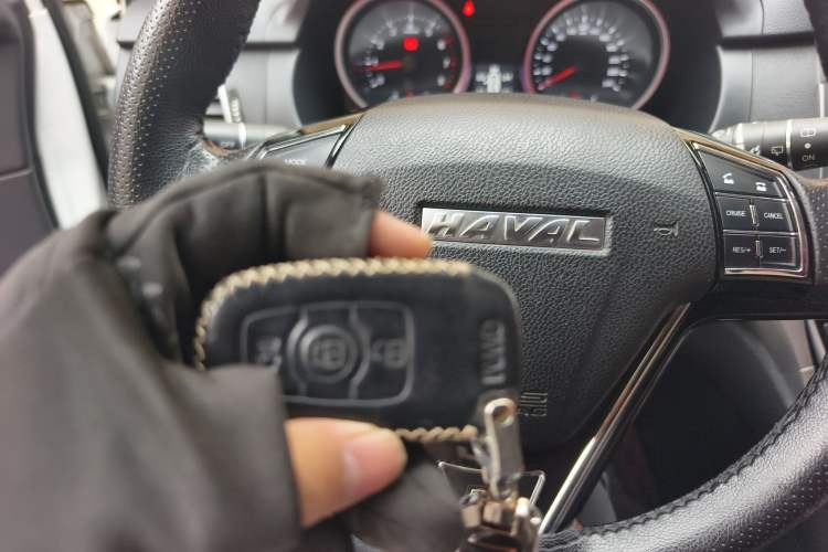 Used Haval H6 2015 Sport Edition 1.5T Automatic Two-Wheel Drive Luxury Model
