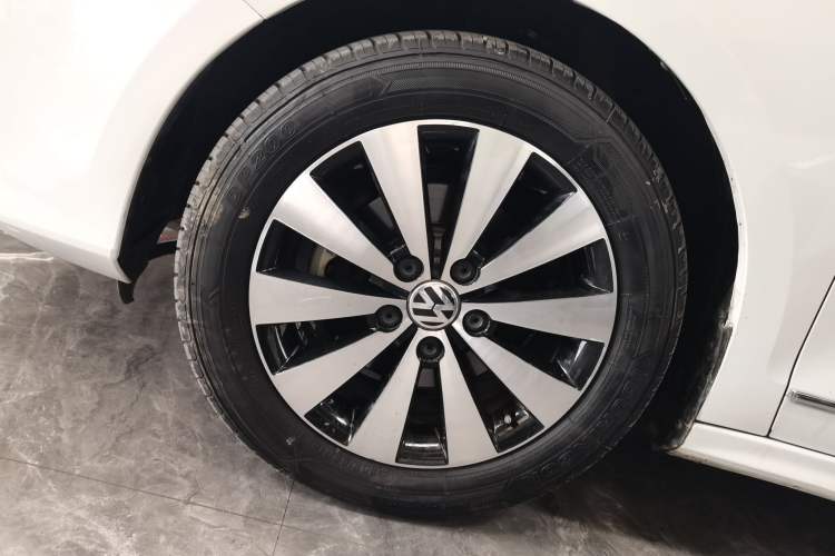 Used Volkswagen Sagitar 2017 1.6L Automatic Comfort Model
