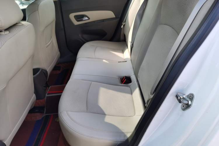 Used Chevrolet Cruze 2015 1.5L Classic SE MT