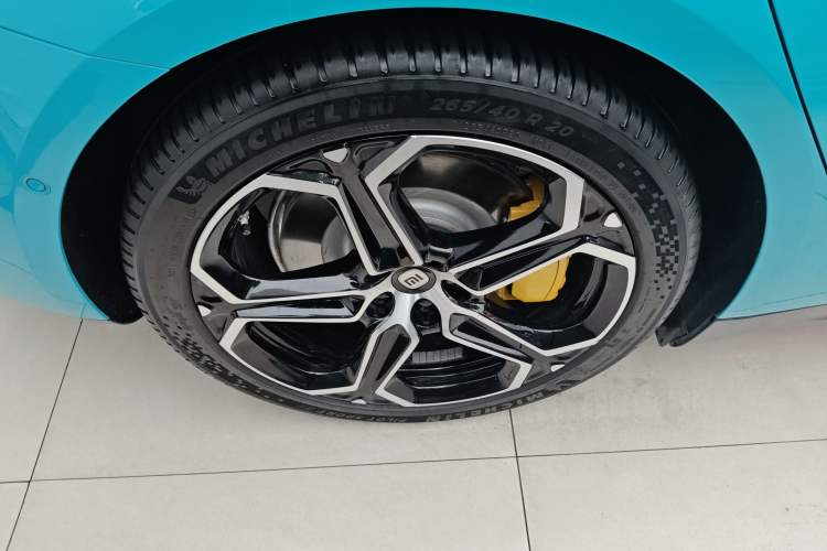 Used  SU7 2024 Four-Wheel Drive Ultra-Long Range Advanced Intelligent Driving Max Edition
