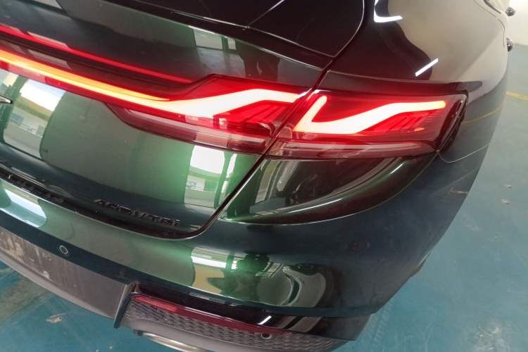 Used MG 7 2023 2.0T Automatic Trophy+ Ignition Glory Edition
