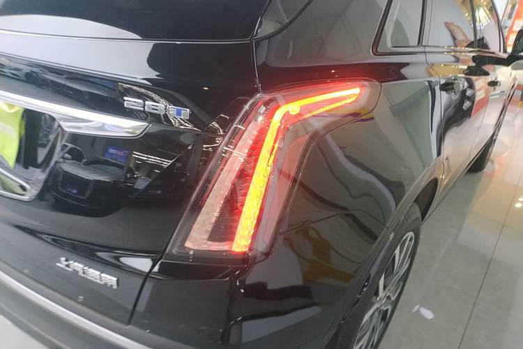 Used Cadillac XT5 2022 2.0T Four-Wheel Drive Luxury Version (Hummingbird Edition)
