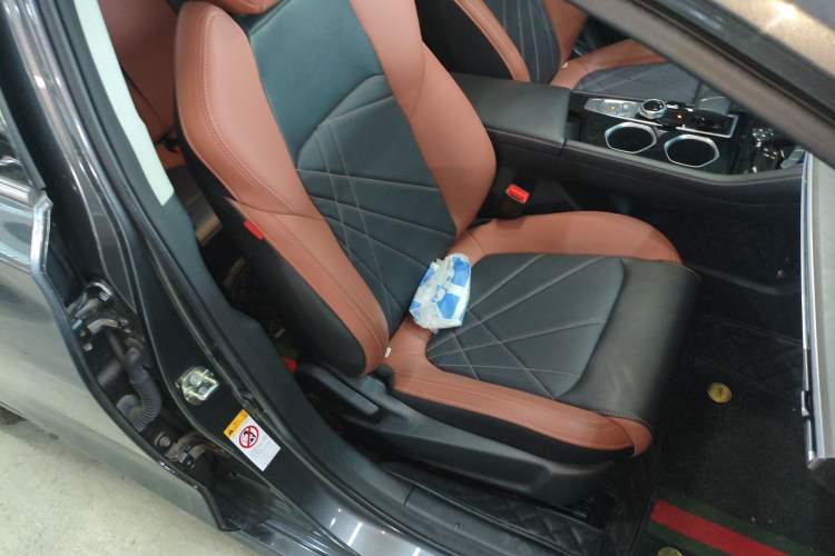 Used Changan Eado 2023 Changan Edition PLUS Blue Whale NE 1.4T GDI DCT Prestige Version