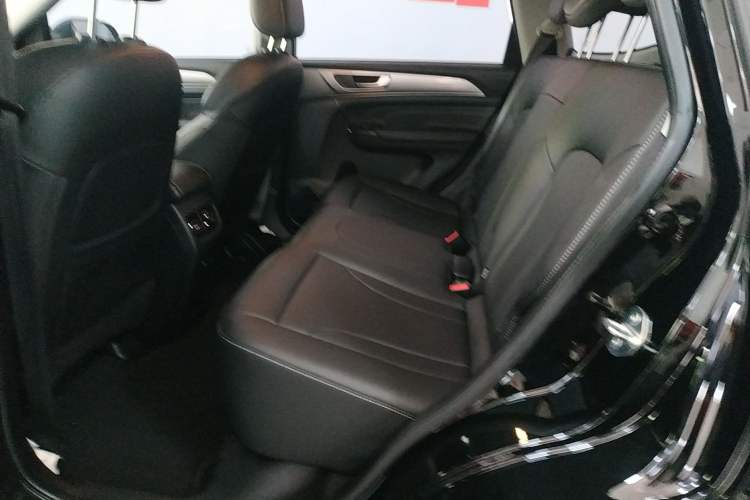 Used Haval M6 2021 PLUS 1.5T DCT Luxury Smart Connectivity Model
