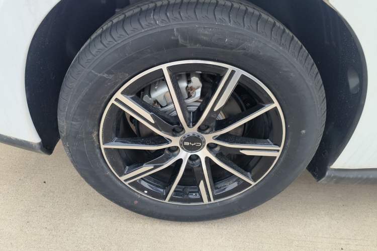 Used BYD Seal 06 New Energy 2024 DM-i 120KM Luxury Model
