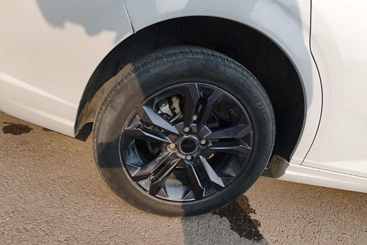 Used Dongfeng Aeolus Yixuan 2023 Mach Edition 1.5L Automatic Chasing Wind Version
