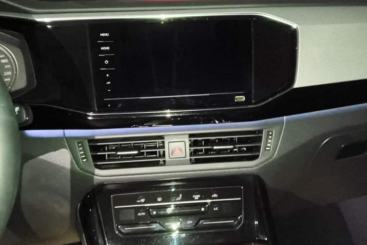 Used Volkswagen Tayron 2021 330TSI Two-Wheel Drive Luxury Smart Connectivity Version
