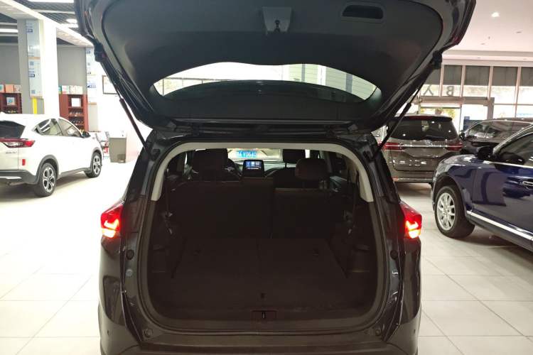 Used Chevrolet Orlando 2020 Light Hybrid Redline 530T Automatic Enjoyment Edition (5+2 Models)
