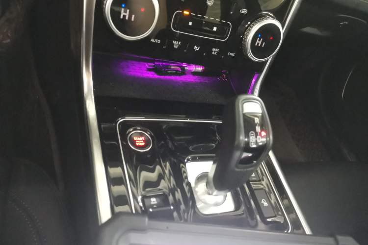 Used Jaguar XEL 2020 2.0T 250 PS SE Tech-Elegant Edition
