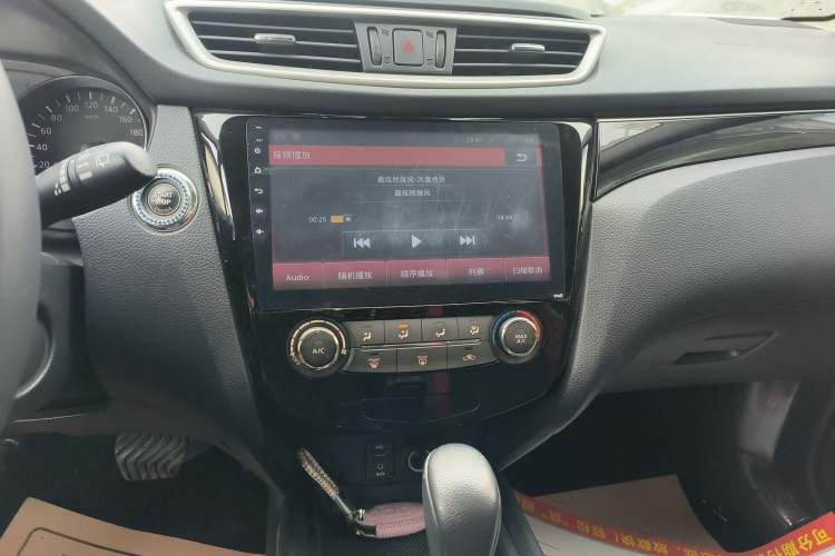 Used Nissan Qashqai 2016 2.0L CVT Luxury Edition
