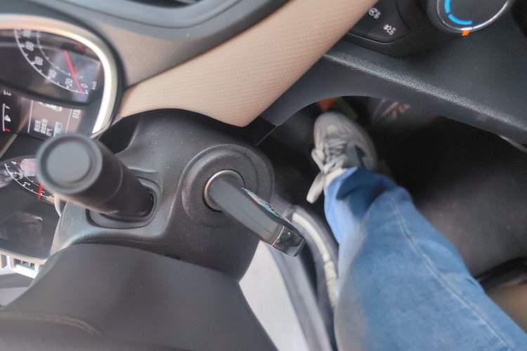 Used Chevrolet Monza 2022 320 Automatic Enjoyment Sunroof Version
