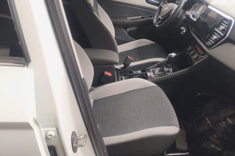 Used Jetta VS7 2022 280TSI Automatic Trend Edition
