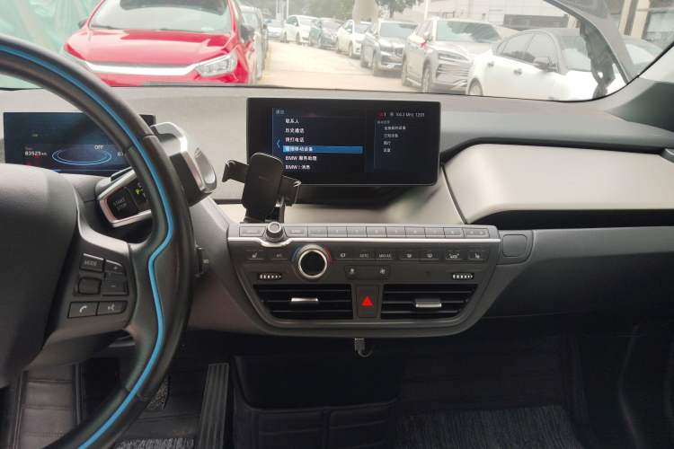 Used BMW i3 2019 Fast Charging Edition
