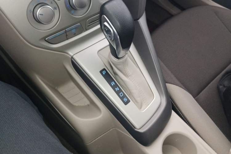 Used Ford Focus 2012 Sedan 1.6L Automatic Comfort Model
