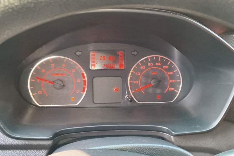 Used Wuling Hongguang V 2022 1.5L Jingqu Version Hydraulic Power Steering LAR
