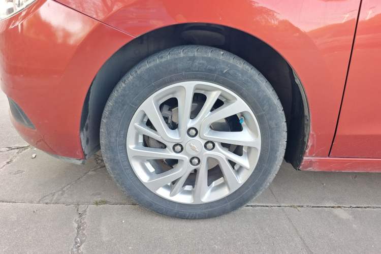 Used Chevrolet Lova RV 2016 1.5L Automatic FunDrive Edition
