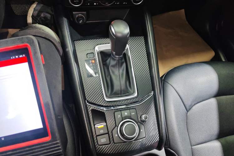 Used Mazda CX-5 2021 2.0L Automatic Two-Wheel Drive Smart Version
