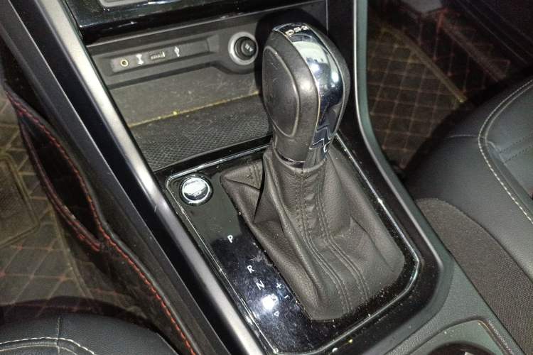 Used Volkswagen Touran 2018 Volkswagen Touran L 280TSI DSG Boundary Edition 7 Seats China V Emission Standard
