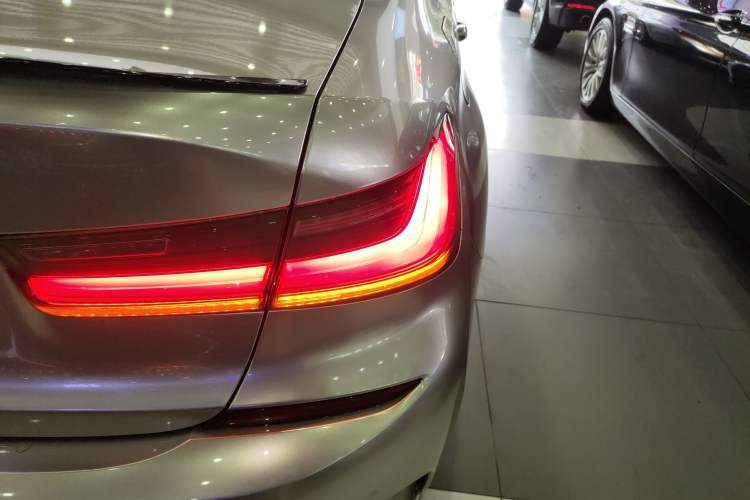 Used BMW 3 Series 2021 Facelifted 320Li M Sport Package
