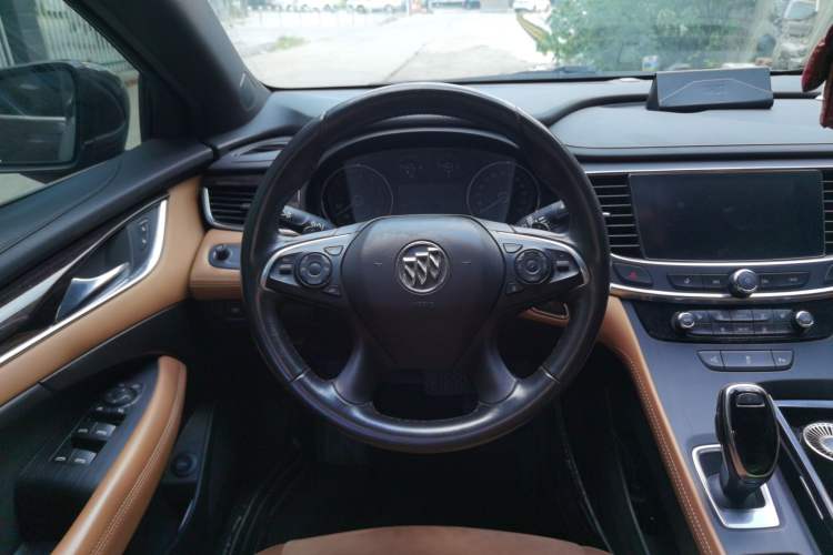 Used Buick LaCrosse 2018 28T Elite Edition