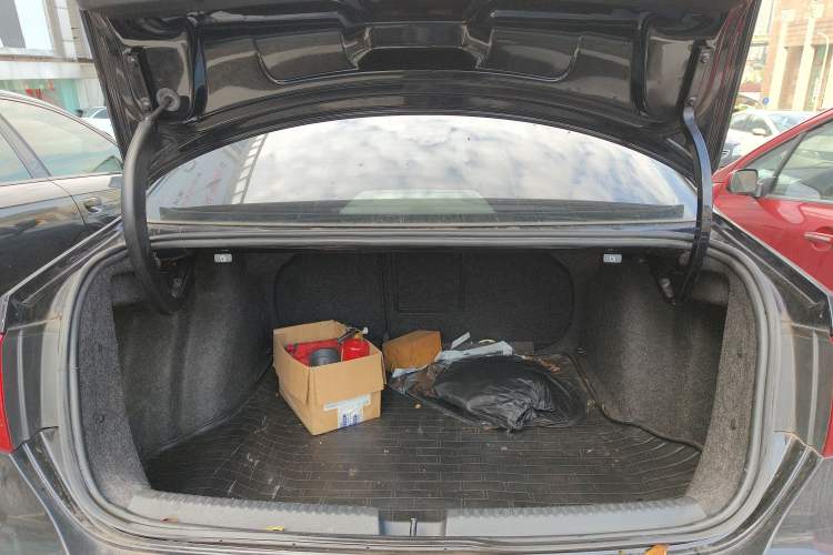 Used Volkswagen Sagitar 2014 1.4TSI Automatic Fashion Edition
