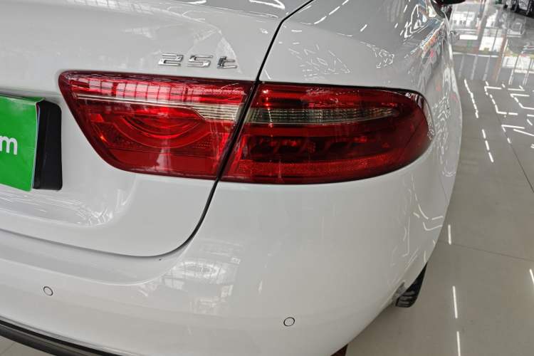 Used Jaguar XEL 2018 2.0T 250 PS Premium Edition
