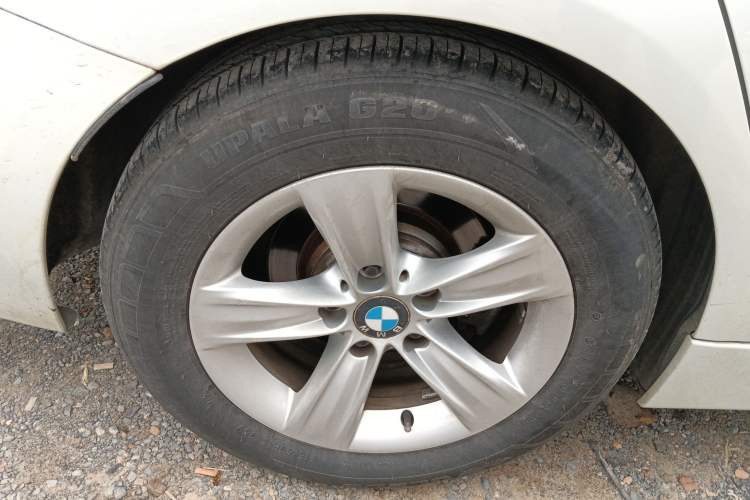 Used BMW 3 Series 2016 316Li Fashion Model
