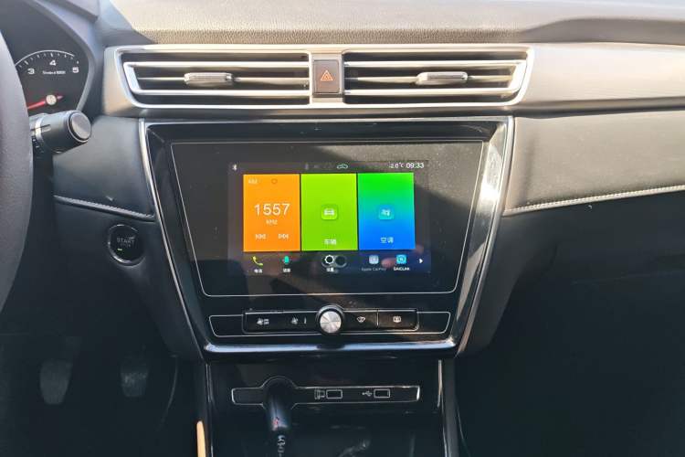 Used Roewe i5 2020 1.5L Manual 4G Connect Luxury Edition