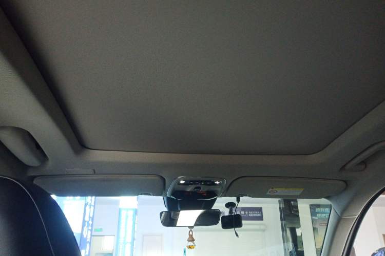 Used Lynk & Co 01 2017 2.0T Two-Wheel Drive Pro Edition
