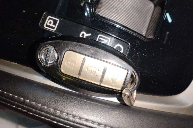 Used Nissan X-Trail 2020 2.5L XL ITS 3-Row CVT 4WD Seven-Seater Luxury Navigation Edition
