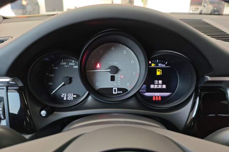 Used Porsche Macan 2023 Macan S 2.9T
