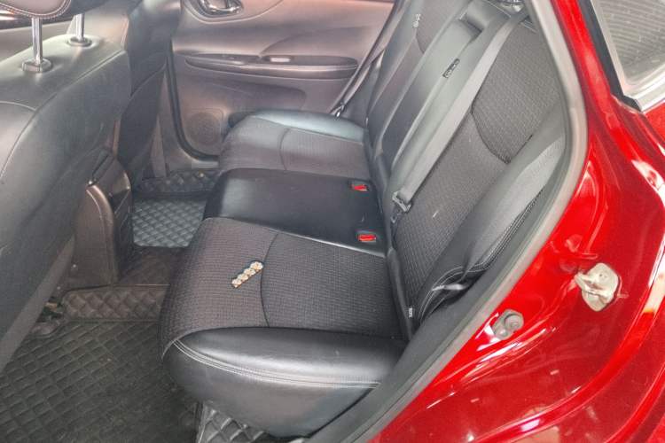 Used Nissan Tiida 2019 1.6L CVT Smart Drive Version China VI Standard