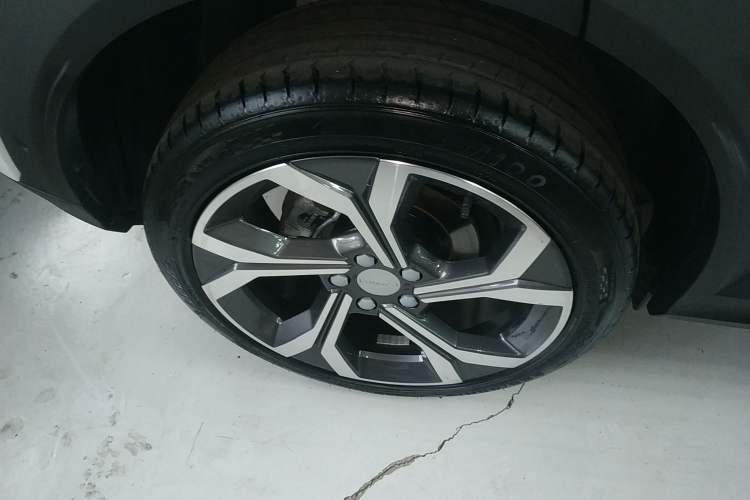 Used Lynk & Co 06 2023 Remix 1.5T Dynamic Halo
