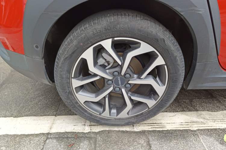 Used Lynk & Co 02 2019 1.5T DCT Two-Wheel Drive Pro Edition China VI Standard
