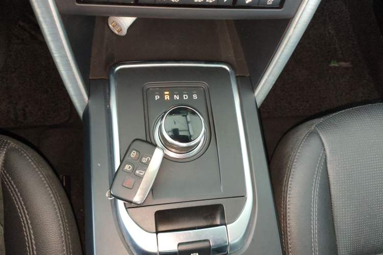 Used Land Rover Discovery Sport 2018 240 PS SE Version
