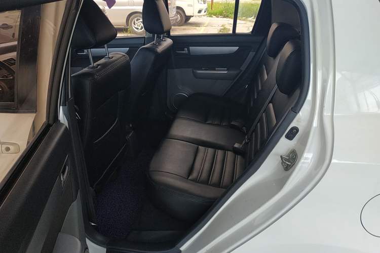 Used Suzuki Swift 2016 1.5L Manual Fashion Model
