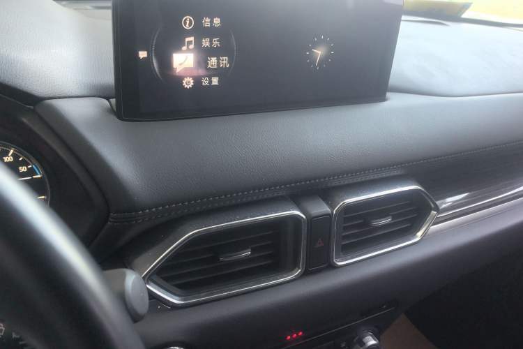 Used Mazda CX-5 2022 2.5L Automatic Two-Wheel Drive ZhiZun Version
