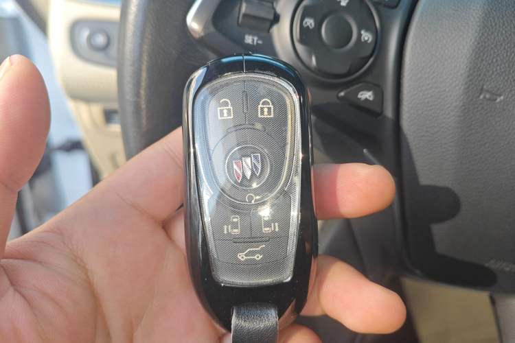 Used Buick GL8 2023 ES Lu Zun Flagship Model
