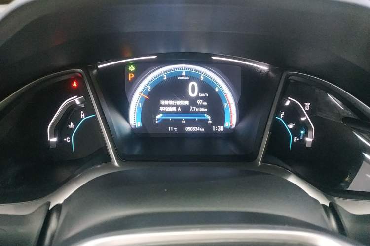 Used Honda Civic 2016 220TURBO CVT Luxury Edition
