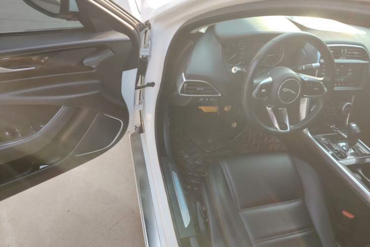 Used Jaguar XEL 2020 2.0T 200 PS S Advanced Elegance Edition
