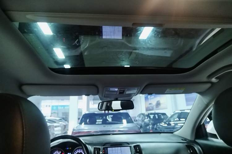 Used Kia Sportage R 2016 2.0L Automatic Two-Wheel Drive DLX