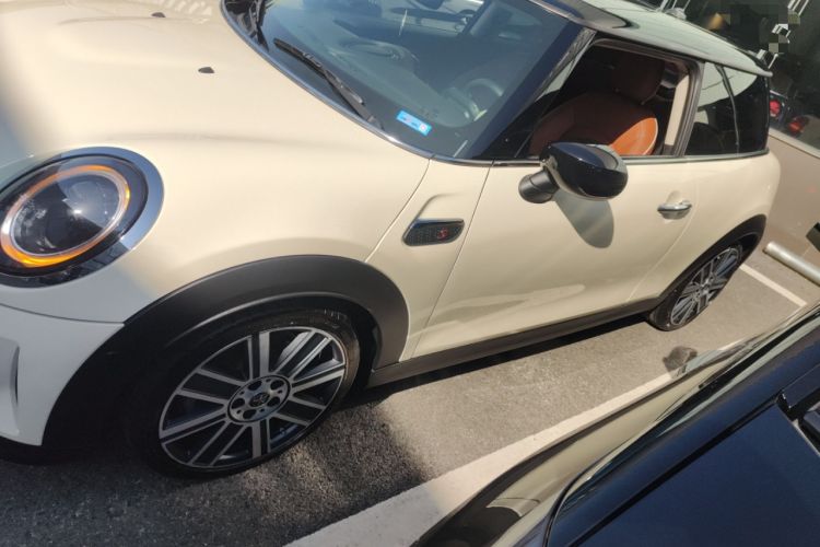 Used  MINI 2022 2.0T COOPER S Artist