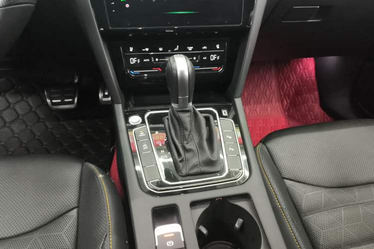 Used Volkswagen FAW-Volkswagen CC 2023 380TSI Striking Edition