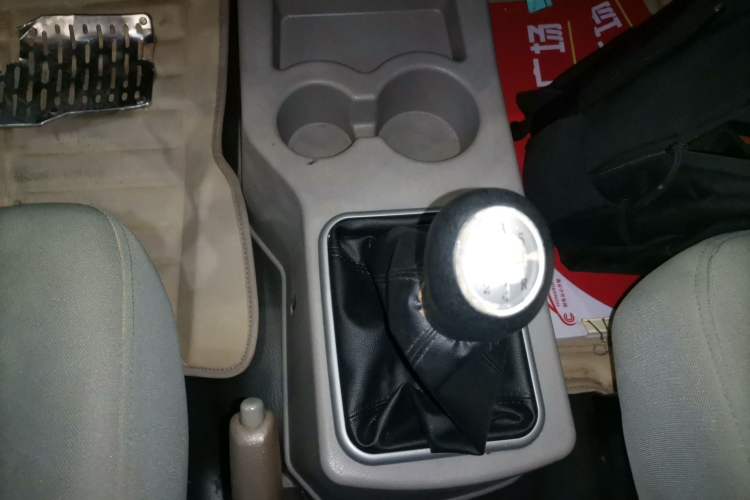 Used FORTHING Lingzhi 2015 M3 1.6L 7-Seater Standard Model
