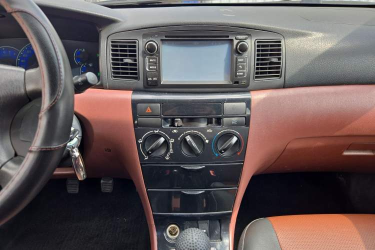 Used BYD F3 2012 Energy-Saving Edition 1.5L Manual Comfort Model
