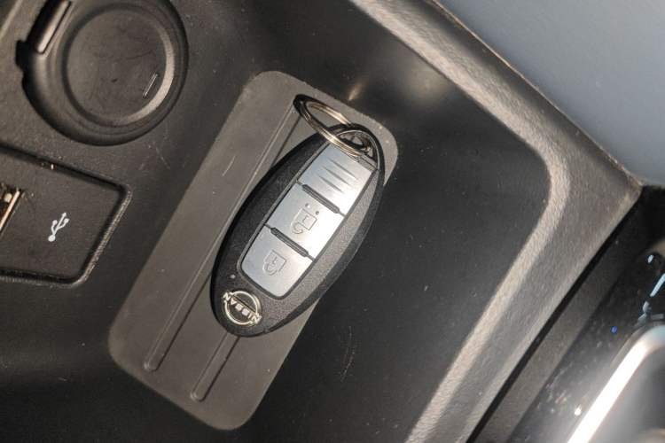 Used Nissan Qashqai 2025 Honor 2.0L CVT XV+ Leading Edition
