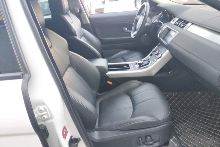 Used Land Rover Range Rover Evoque 2017 2.0T British-Style Prestige Edition
