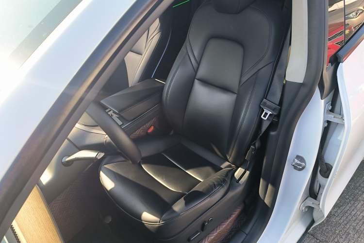 Used Tesla Model Y 2021 Revised Version 2 Long-Range All-Wheel-Drive Edition
